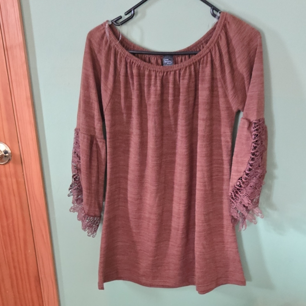 WinWin Brown Tunic with Lace Sleeves